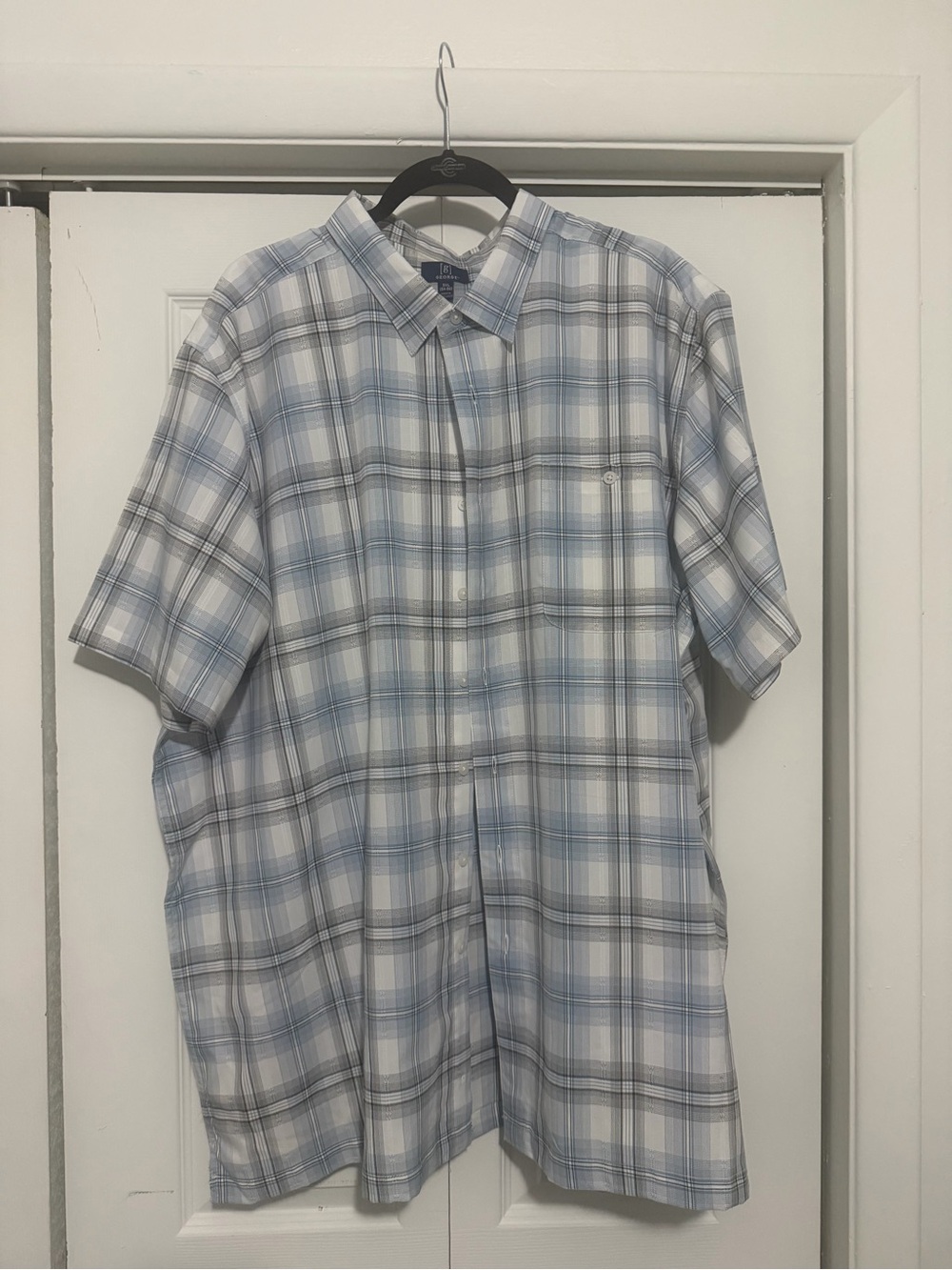 George Light Blue and White Plaid Short-Sleeve Button-Down Shirt
